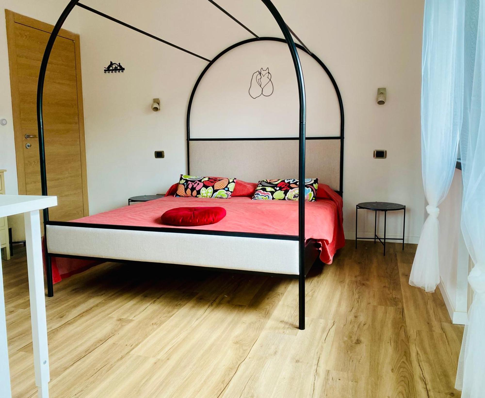ミラノ The Luxory Cat Bed & Breakfast エクステリア 写真